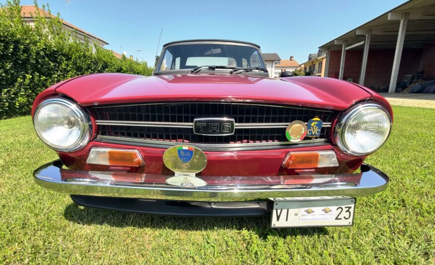 Triumph TR 6 PI