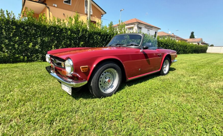 Triumph TR 6 PI