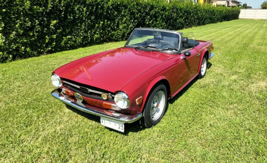 Triumph TR 6 PI