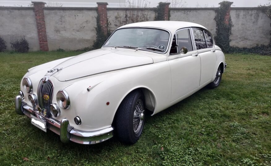 Jaguar MK II 3800