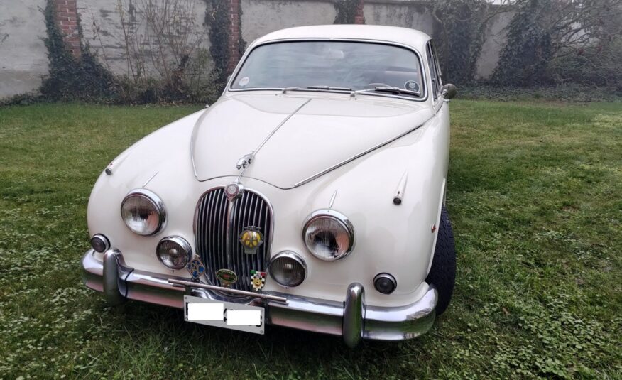 Jaguar MK II 3800