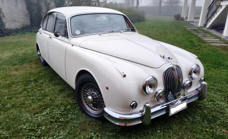 Jaguar MK II 3800