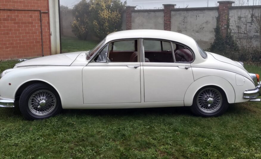 Jaguar MK II 3800