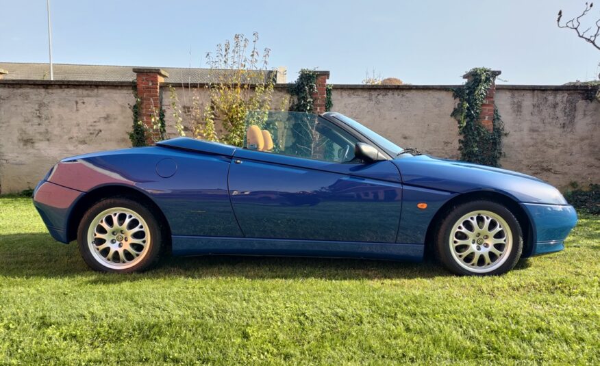 Alfa Romeo Spider 916 V6 3000 12 v 38.000 km !!!!!