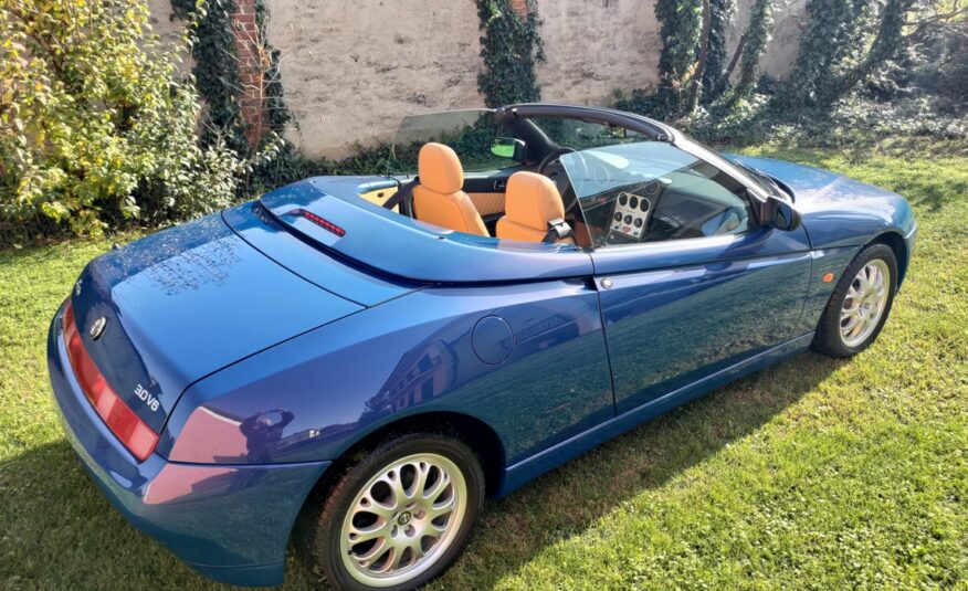 Alfa Romeo Spider 916 V6 3000 12 v 38.000 km !!!!!