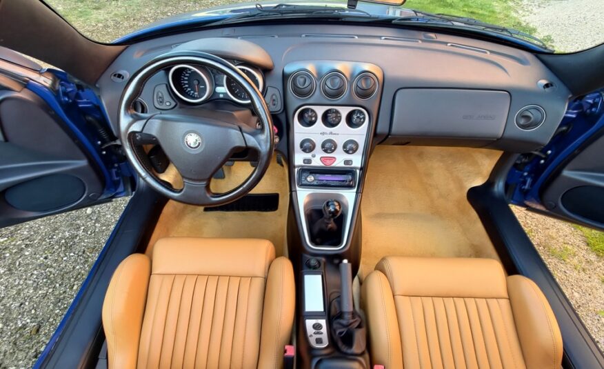 Alfa Romeo Spider 916 V6 3000 12 v 38.000 km !!!!!